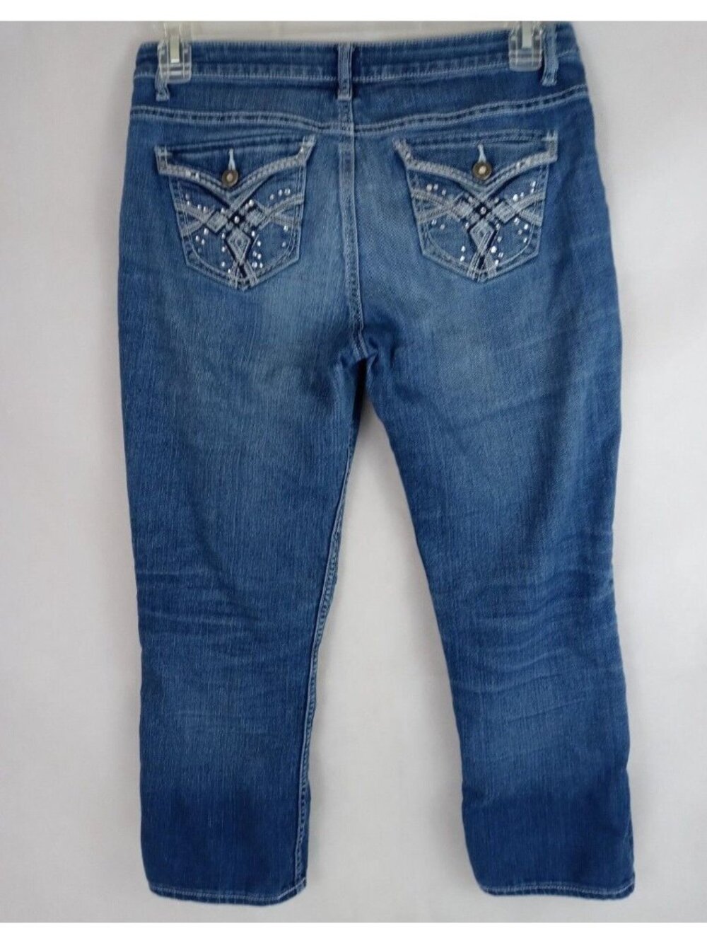 Apt 9 Women's Distressed Whiskered Embroidered Beaded Jeans Size P8